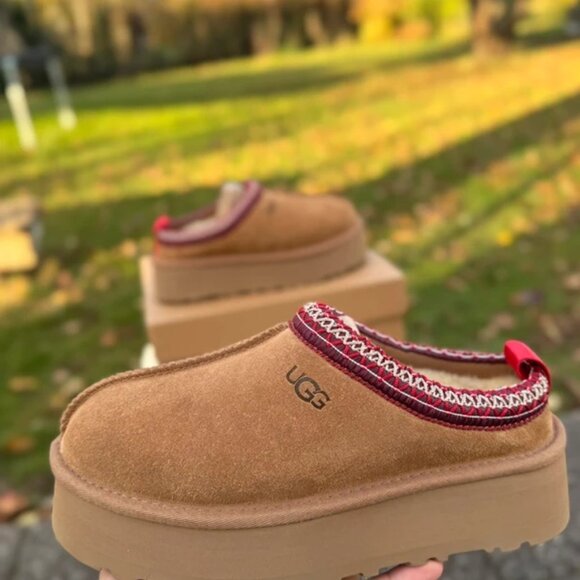 UGG Women's Brown and Red Platform Shoes - Picture 7 of 11